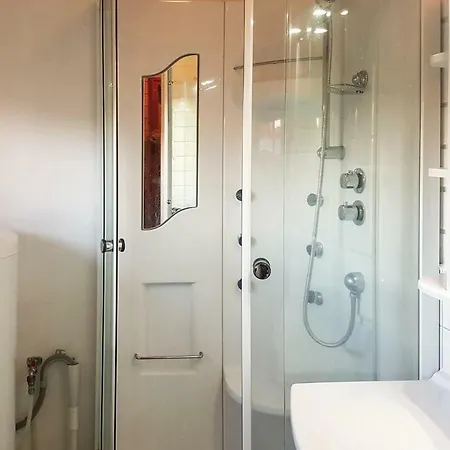 3 Bedroom Gorgeous In * Farsund